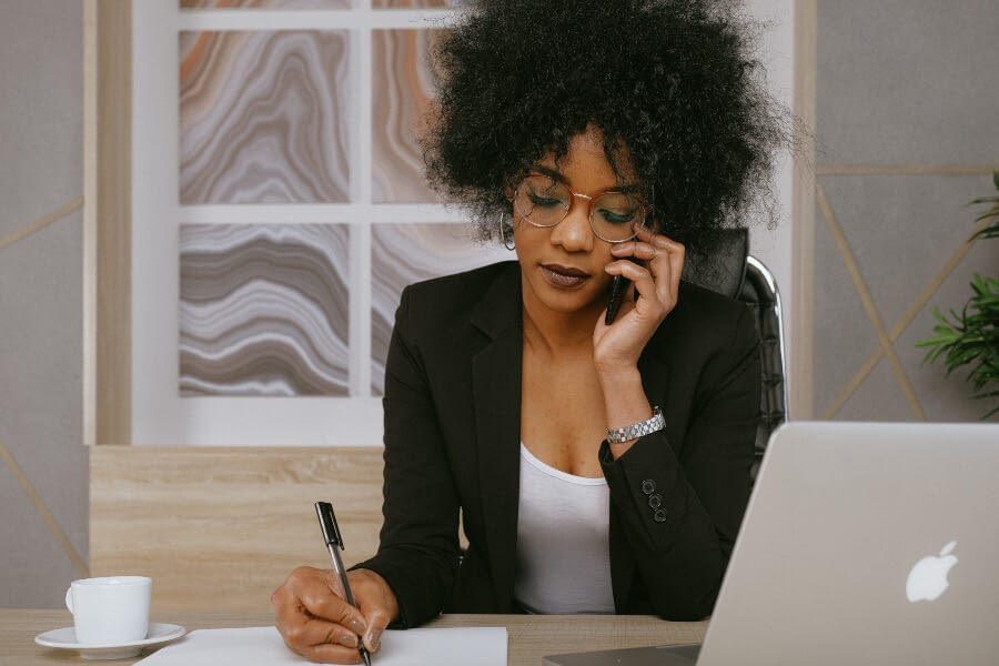 7 Ways A Call Answering Service Can Help Small Businesses